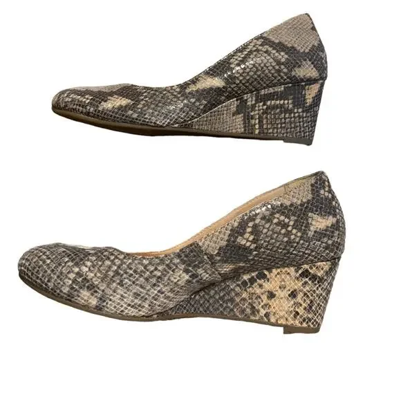 Vionic Wedge Heel Antonia Natural Snakeskin Orthotic Pump Size US 9 - Picture 2 of 6